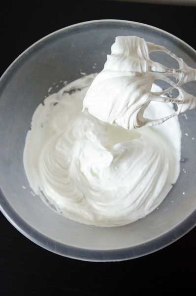Bowl con merengue montado