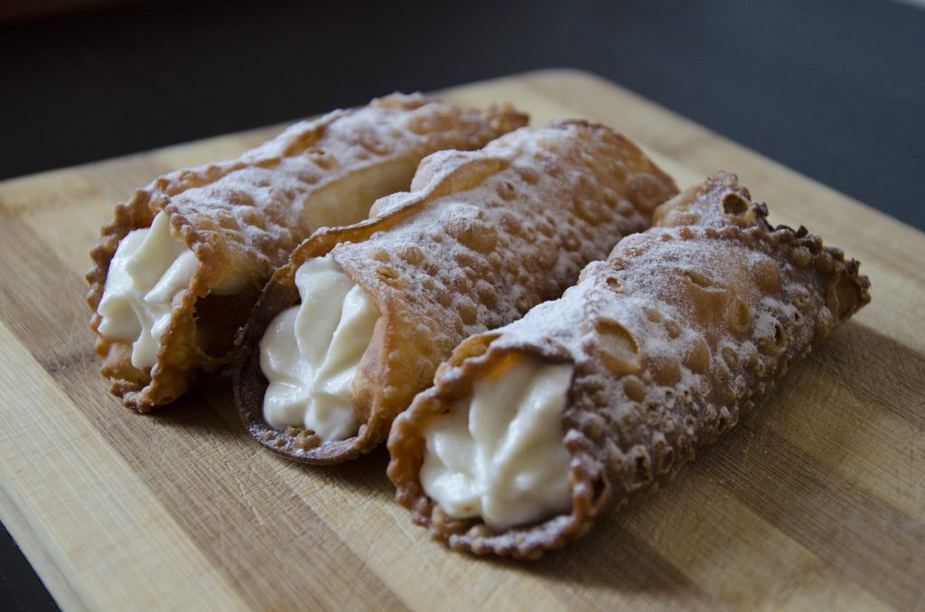 receta italiana de cannoli